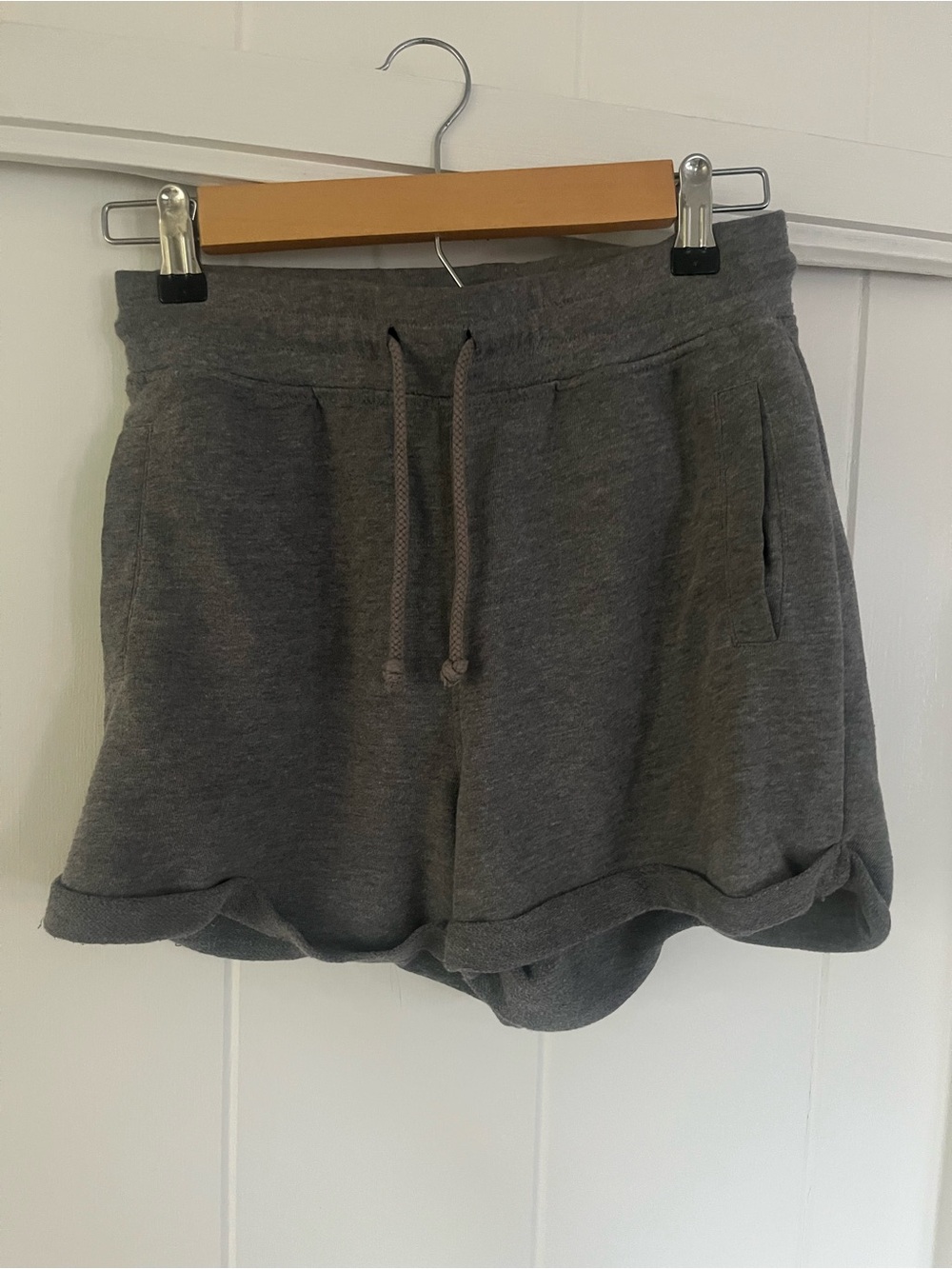Threads 4 Thought Women's Gray Drawstring Athletic Shorts